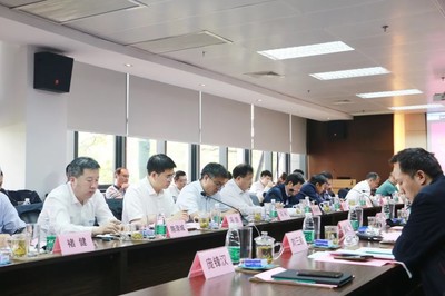凝聚共識(shí)，創(chuàng)新發(fā)展 六省兩市工信廳負(fù)責(zé)人考察徐工漢云，共探重慶信息技術(shù)咨詢服務(wù)新機(jī)遇